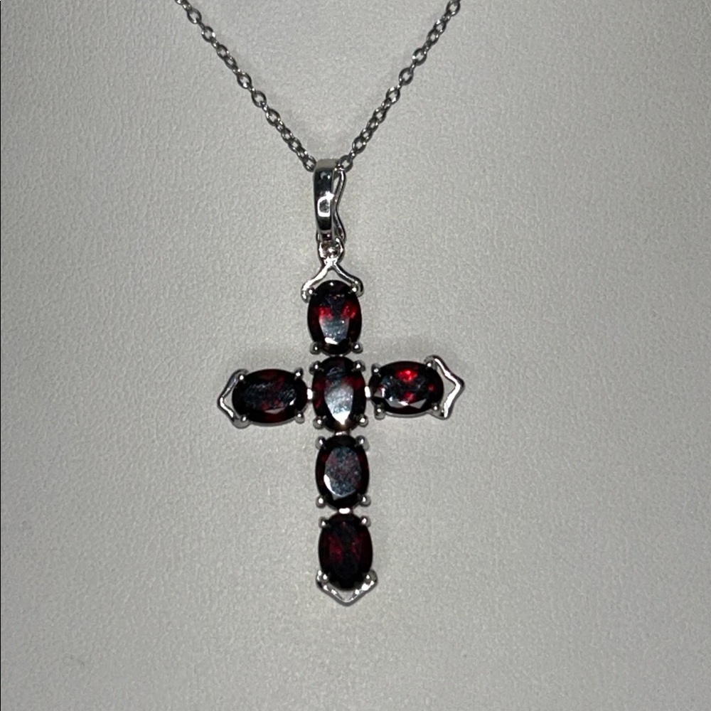 Chuck Clemency Sterling Silver & Red Garnet Gemstone Cross Pendant Necklace Boho